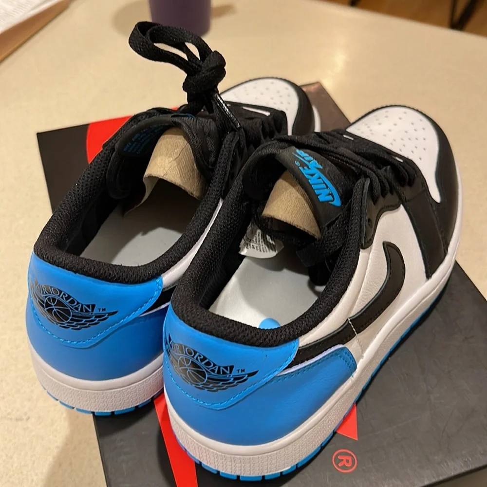 Nike x AirJordan 1 Retro Low OG SZ 11.5 CZ0775-104 VNDS - Picture 5 of 12